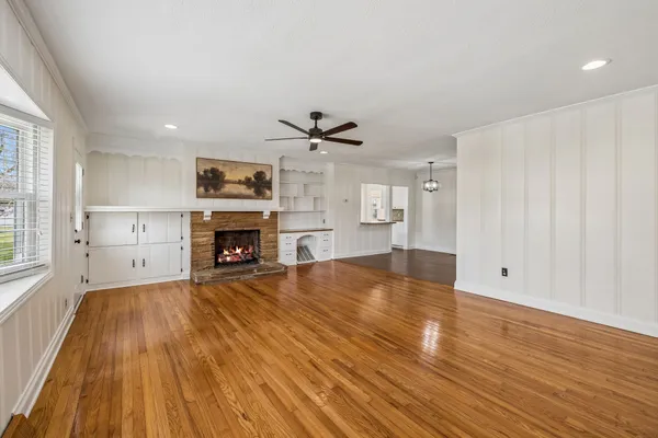 $379,900 | 225 Jackson Avenue, Carthage, TN 37030