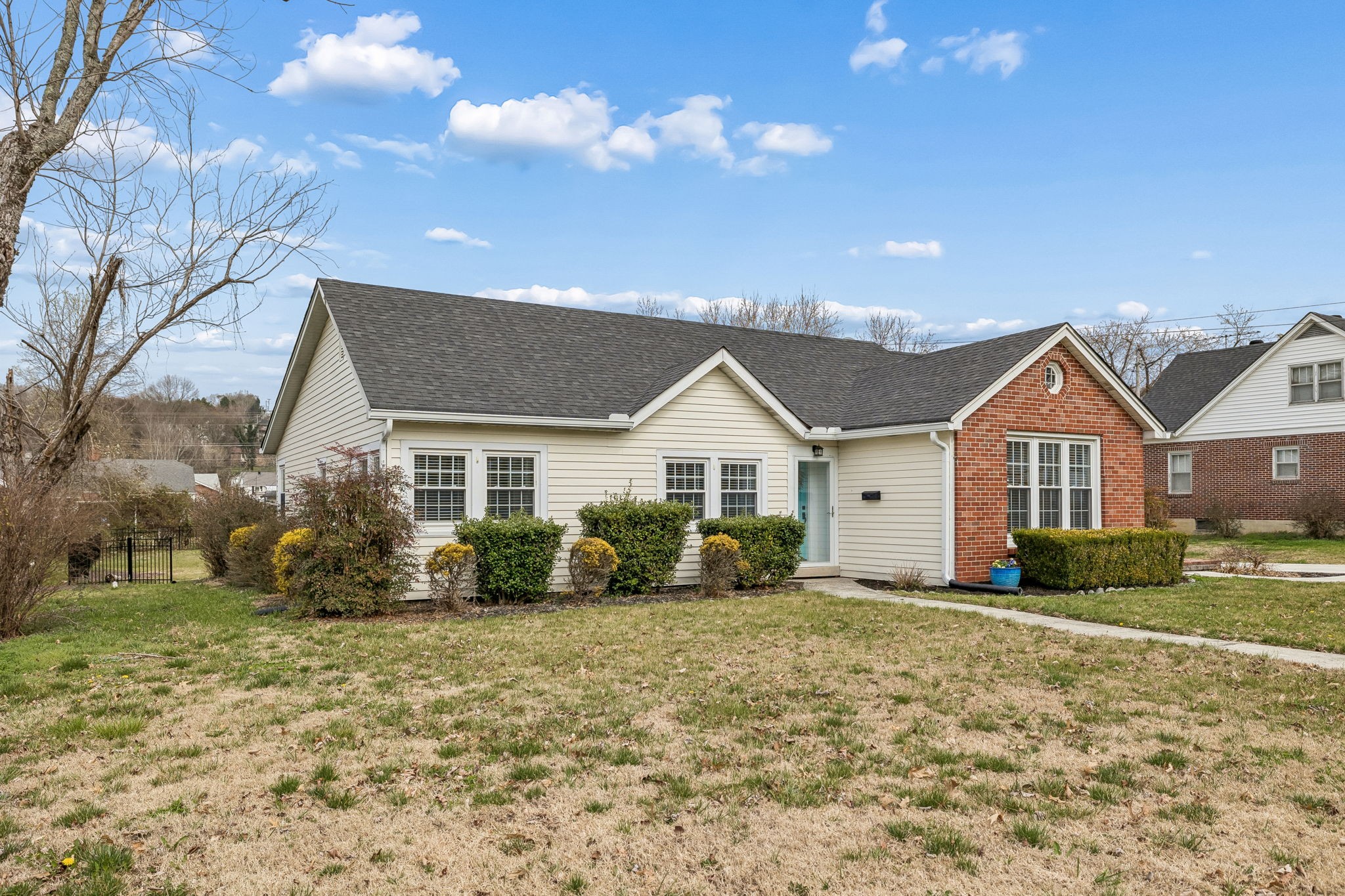 225 Jackson Avenue Carthage, TN 37030 - Photo 4 of 65