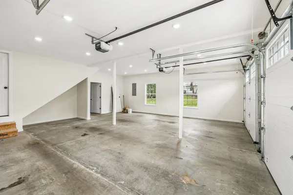 $379,900 | 225 Jackson Avenue, Carthage, TN 37030