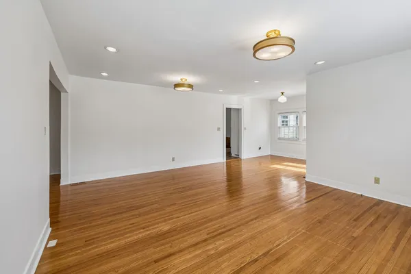 $379,900 | 225 Jackson Avenue, Carthage, TN 37030