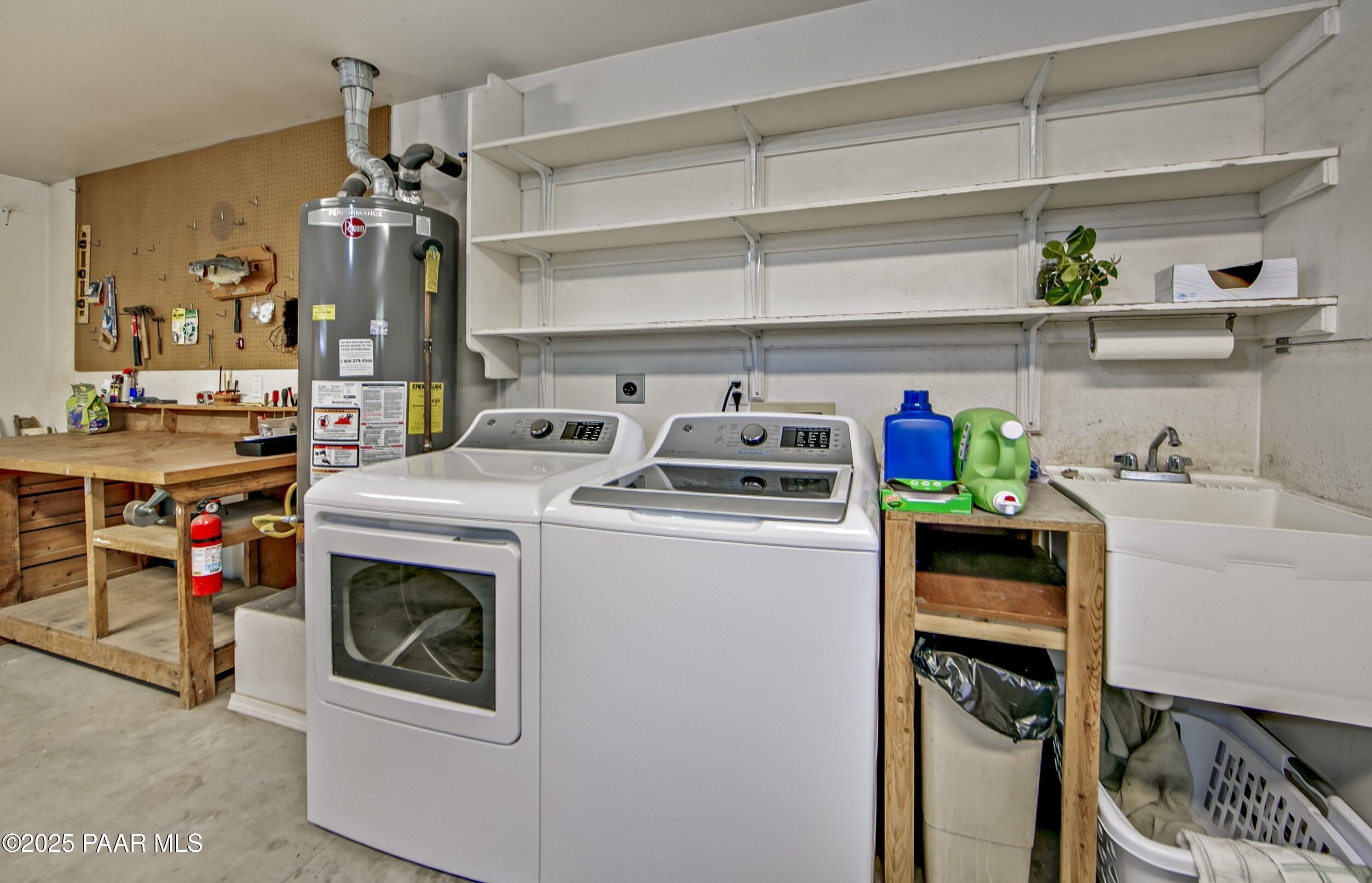 11800 West Faded Whistle Road Prescott, AZ 86305 - Photo 32 of 65 Laundry