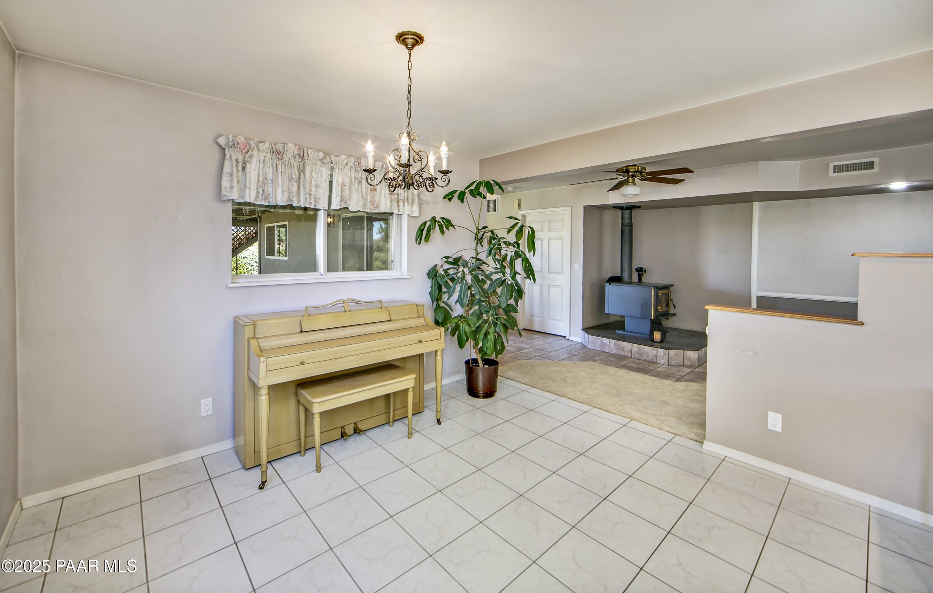 11800 West Faded Whistle Road Prescott, AZ 86305 - Photo 36 of 65 LL Dining