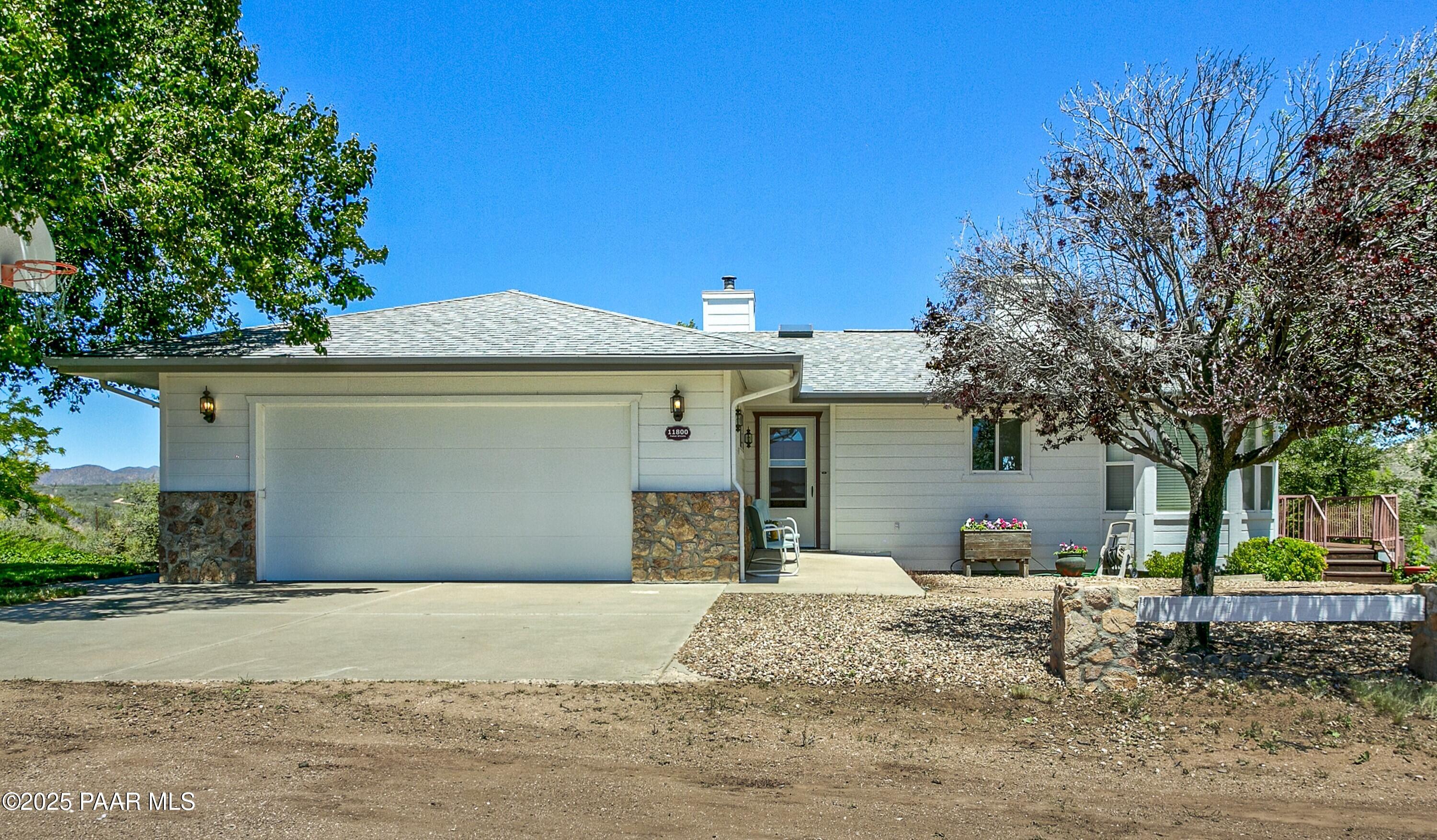 11800 West Faded Whistle Road Prescott, AZ 86305 - Photo 8 of 65 Front Exterior