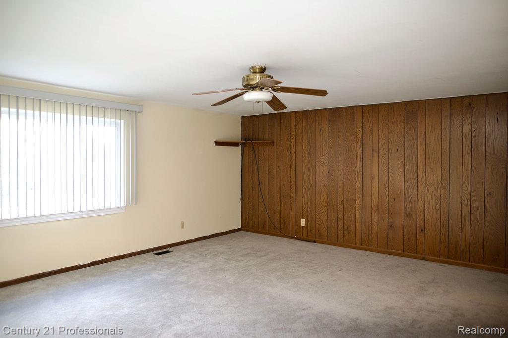 100 Longford Drive Rochester Hills, MI 48309 - Photo 19 of 47