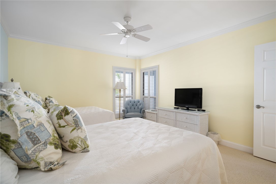 1901 Bay Road, Unit 302 Vero Beach, FL 32963 - Photo 20 of 36 Gallery Image 20