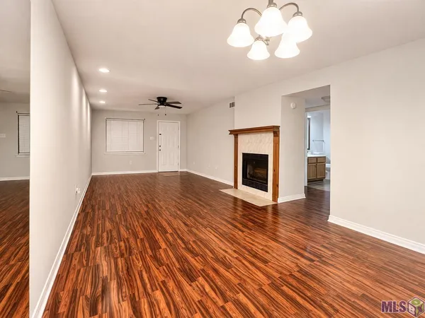 $1,300 | 224 Ocean Drive, Unit 107, Baton Rouge, LA 70806