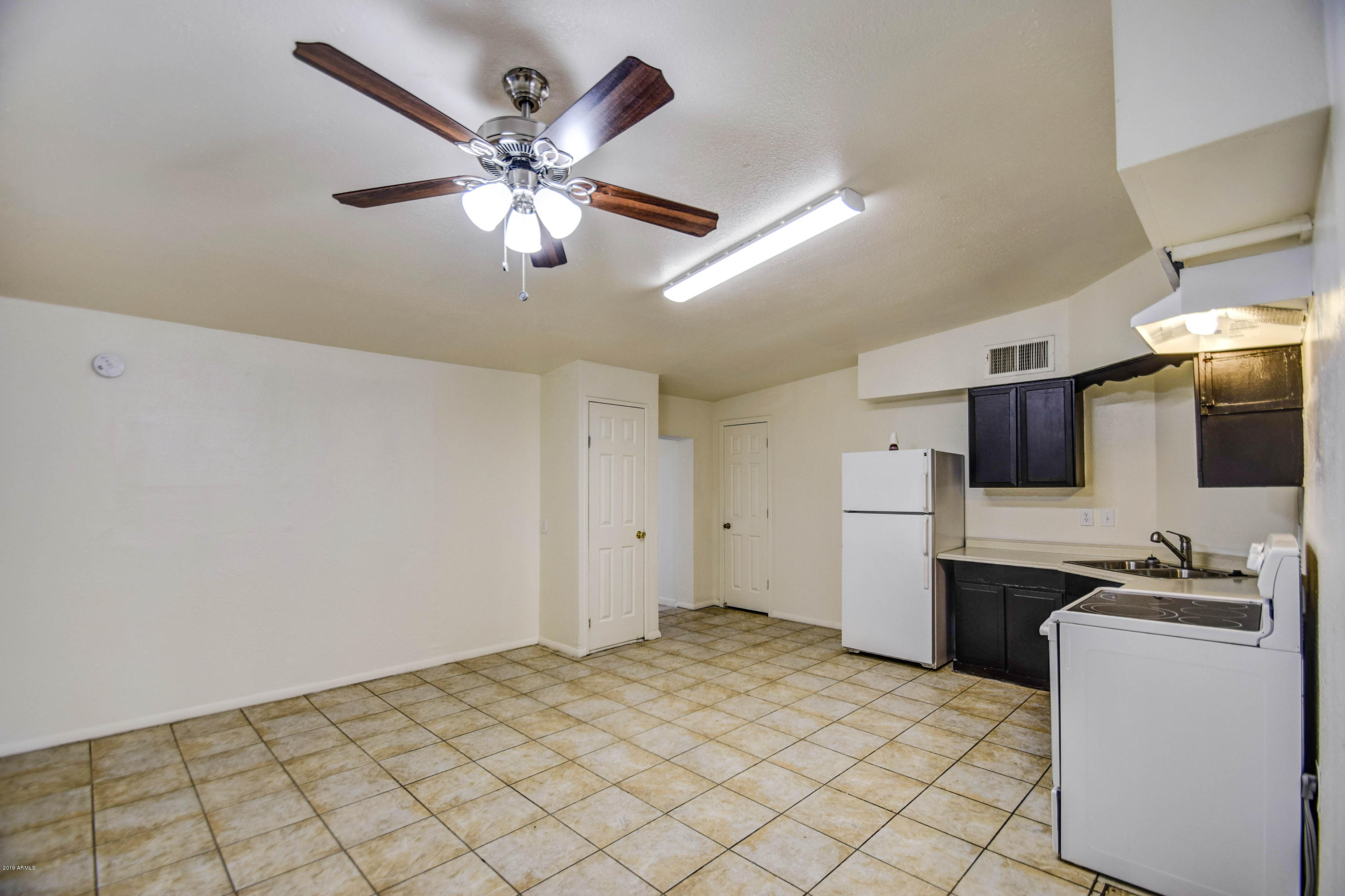 4215 West Cheery Lynn Road Phoenix, AZ 85019 - Photo 8 of 35 Kitchen 1