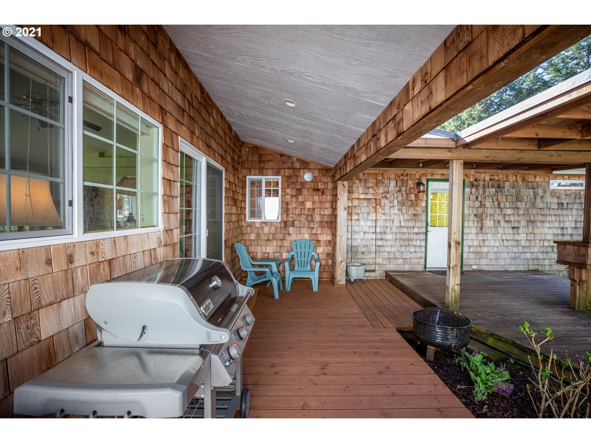 67581 North Bay Road North Bend, OR 97459 - Photo 23 of 31 Gallery Image 23