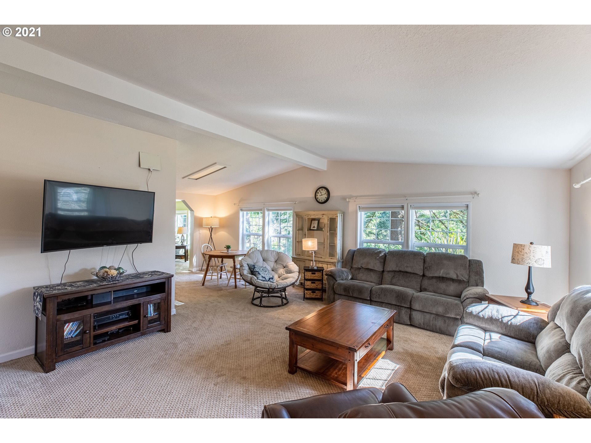 67581 North Bay Road North Bend, OR 97459 - Photo 8 of 31 Gallery Image 8