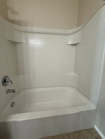 $2,095 | 2725 East Mine Creek Road, Unit 1151, Phoenix, AZ 85024