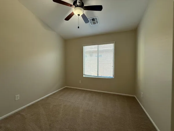$2,095 | 2725 East Mine Creek Road, Unit 1151, Phoenix, AZ 85024