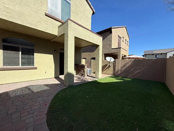 $2,095 | 2725 East Mine Creek Road, Unit 1151, Phoenix, AZ 85024