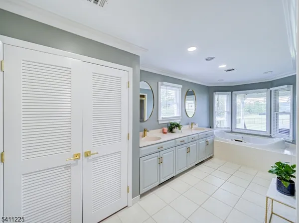$2,999,000 | 33 Kappus Road, Milford, NJ 08848