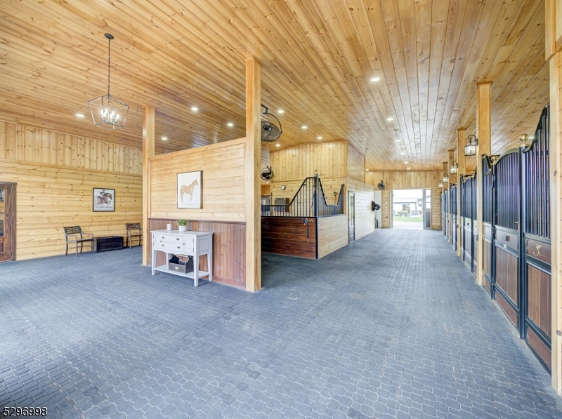 33 Kappus Road Milford, NJ 08848 - Photo 8 of 50