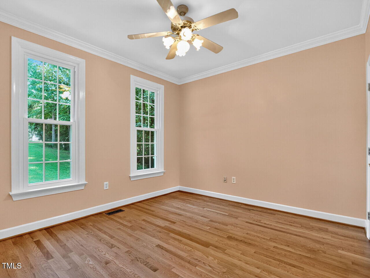 2129 Beneventum Court Raleigh, NC 27606 - Photo 9 of 96 008-1280x960-photo