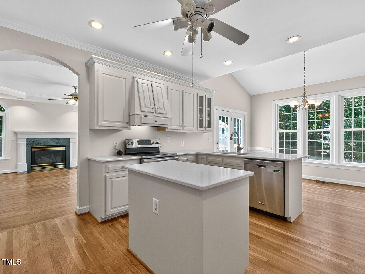 2129 Beneventum Court Raleigh, NC 27606 - Photo 16 of 96 015-1280x960-photo