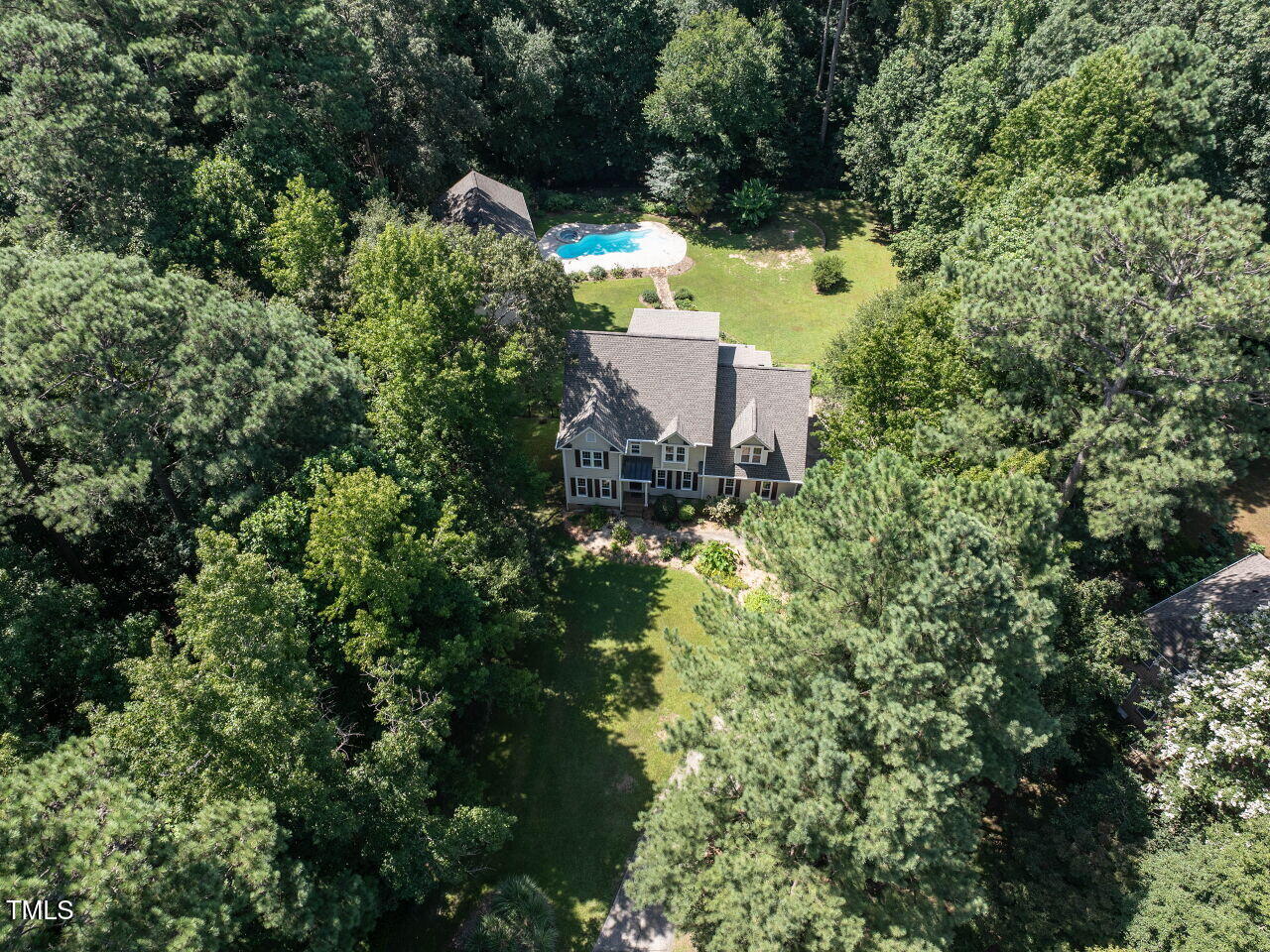 2129 Beneventum Court Raleigh, NC 27606 - Photo 72 of 96 071-1280x960-photo