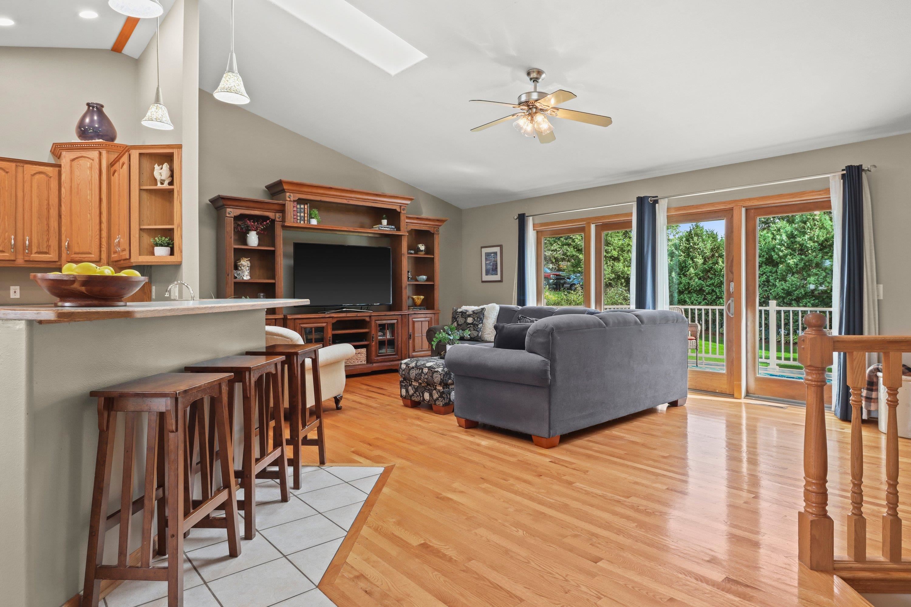 416 North 3rd Street Fort Atkinson, WI 53538 - Photo 4 of 40