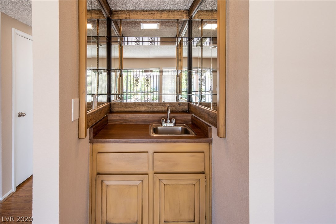 4403 Fernbrook Road Las Vegas, NV 89103 - Photo 14 of 38 Gallery Image 14