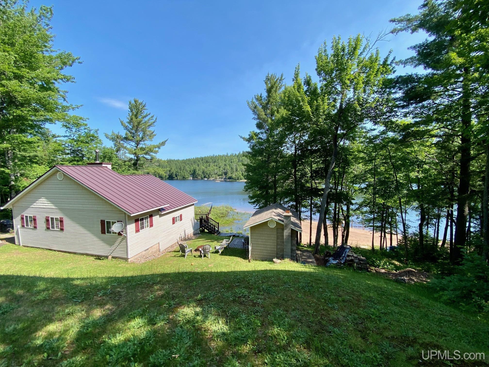 527 South Camp Road Ishpeming, MI 49849 - Photo 3 of 81