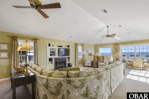 $199,000 | 143 Spinnaker Court, Unit 28, Duck, NC 27949