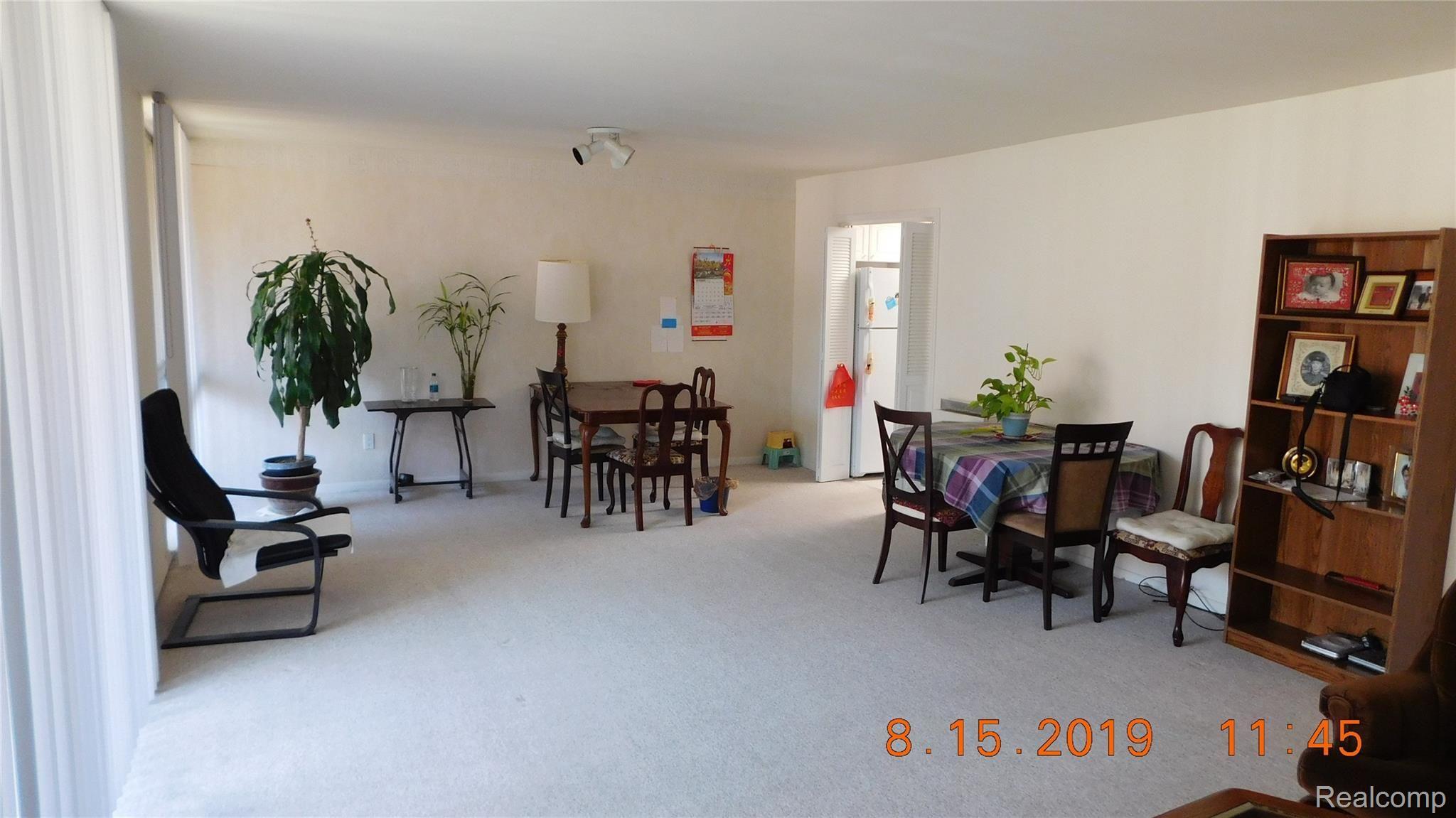 4041 West Maple Road Bloomfield Hills, MI 48301 - Photo 13 of 43 DSCN4583.JPG
