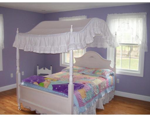 575 Scott Road Oakham, MA 01068 - Photo 13 of 23