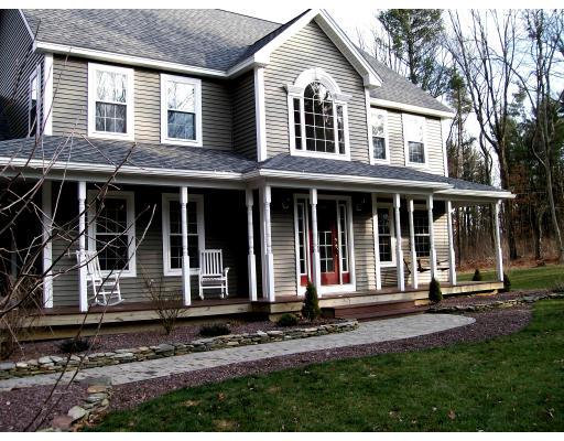 575 Scott Road Oakham, MA 01068 - Photo 3 of 23