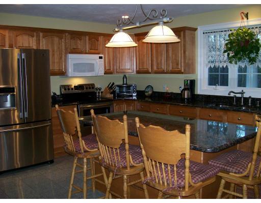 575 Scott Road Oakham, MA 01068 - Photo 8 of 23