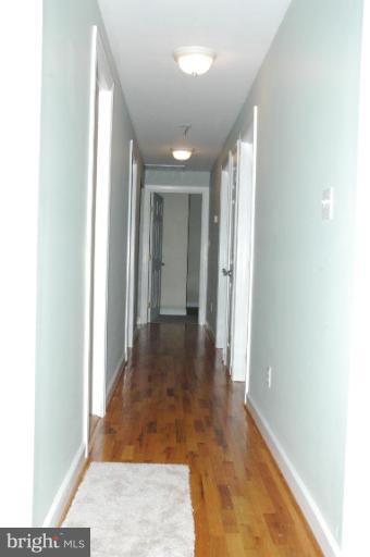 405 Holly Road Edgewater, MD 21037 - Photo 6 of 17 Hallway