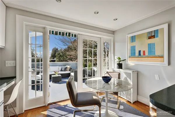 $1,950,000 | 901 11th Avenue East, Seattle, WA 98102