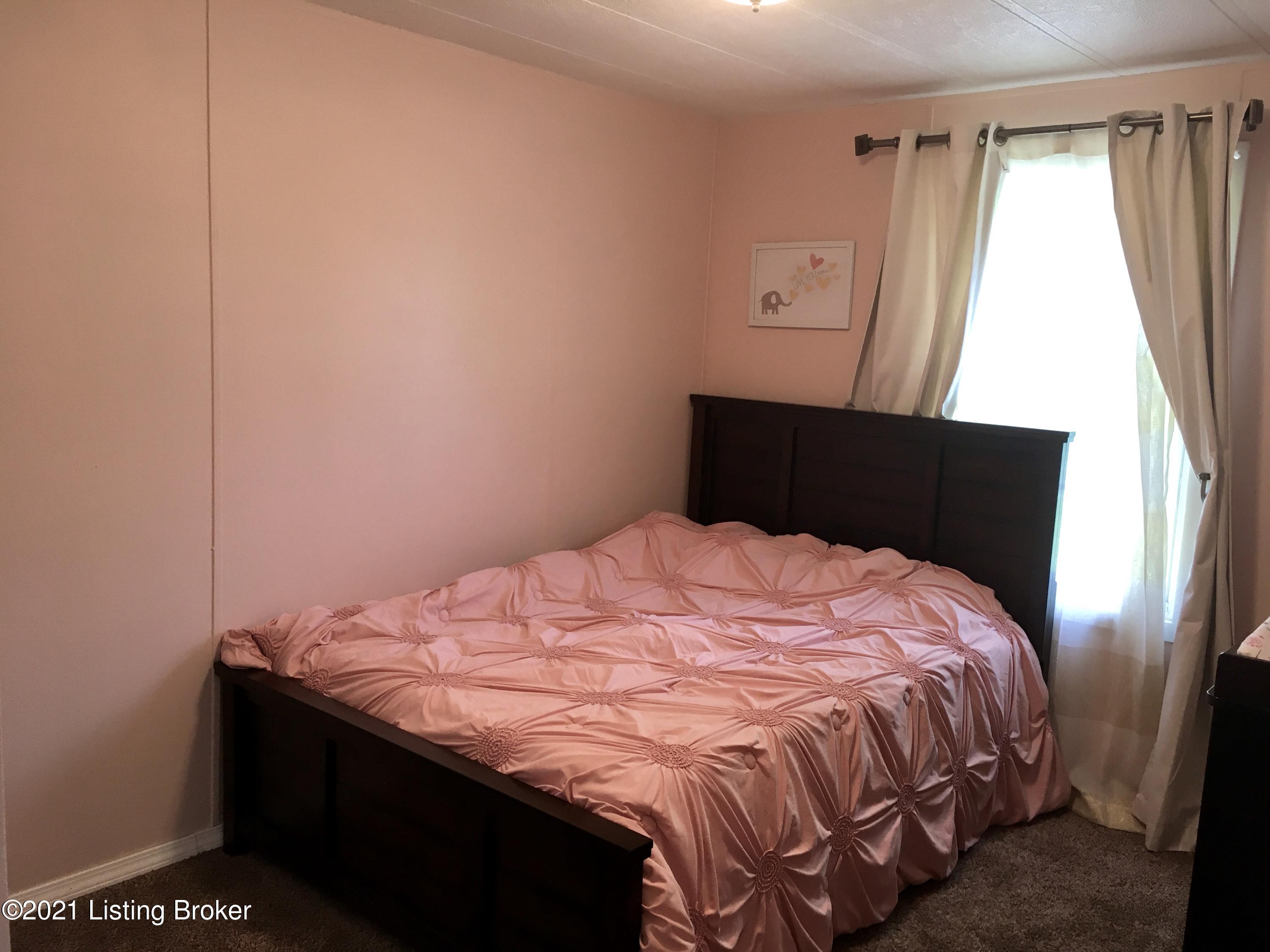 2932 Cat Ridge Road Waddy, KY 40076 - Photo 17 of 47 Photo Aug 21, 1 00 29 PM