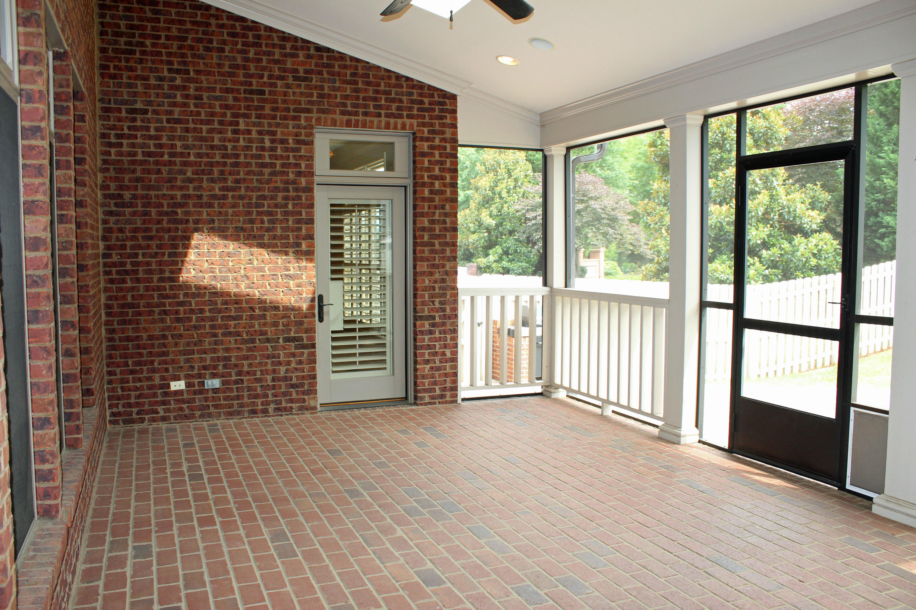 1617 Redgrave Road Knoxville, TN 37922 - Photo 15 of 39 Screened-in porch!