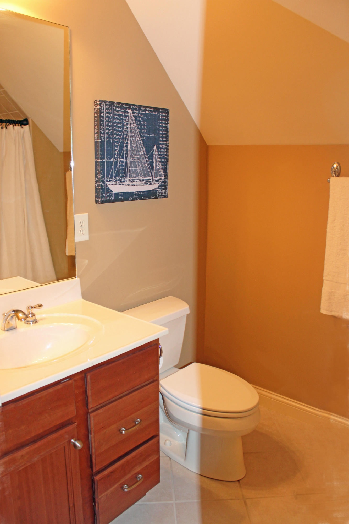 1617 Redgrave Road Knoxville, TN 37922 - Photo 35 of 39 BATHROOM