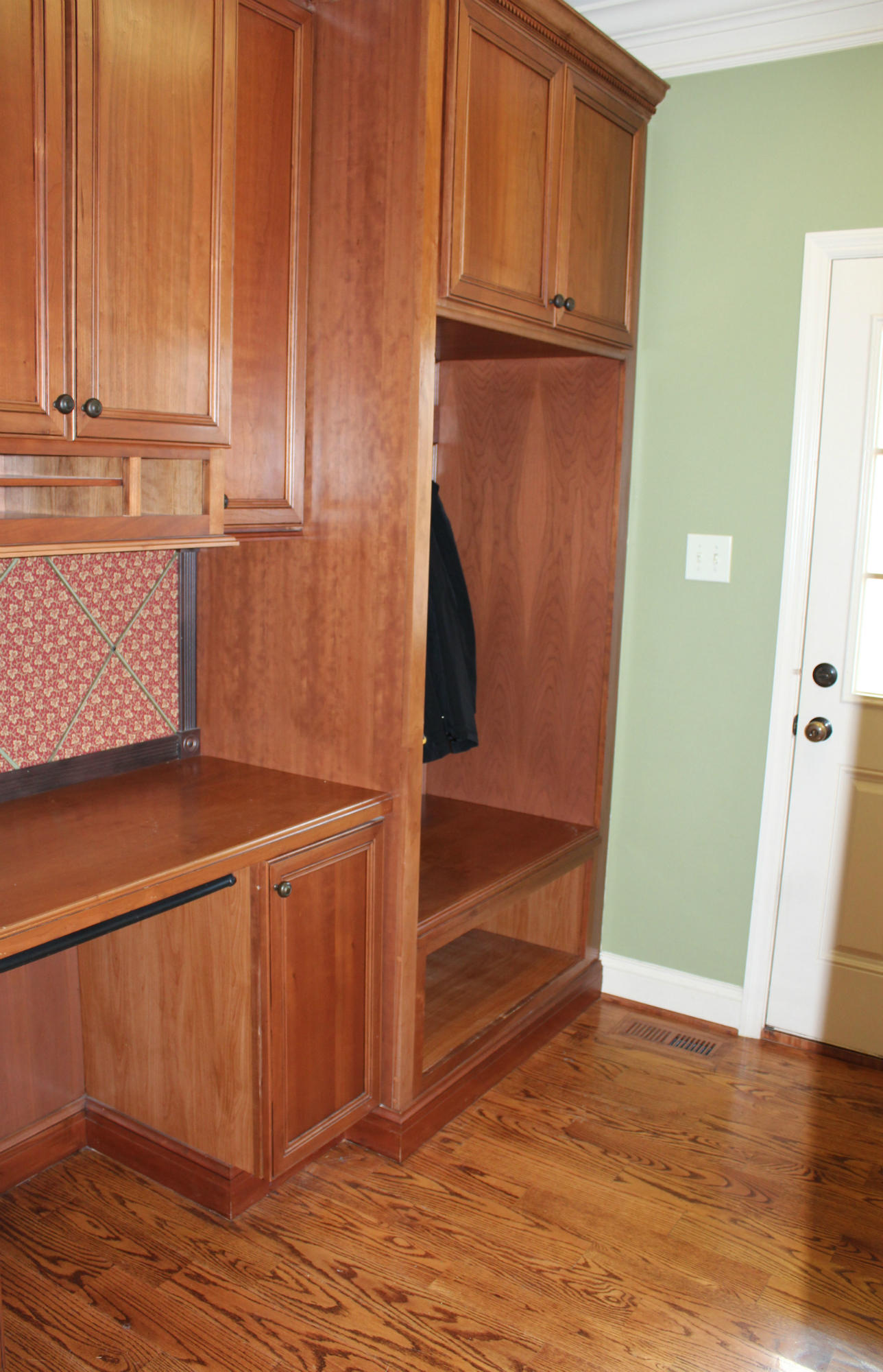 1617 Redgrave Road Knoxville, TN 37922 - Photo 37 of 39 MUDROOM
