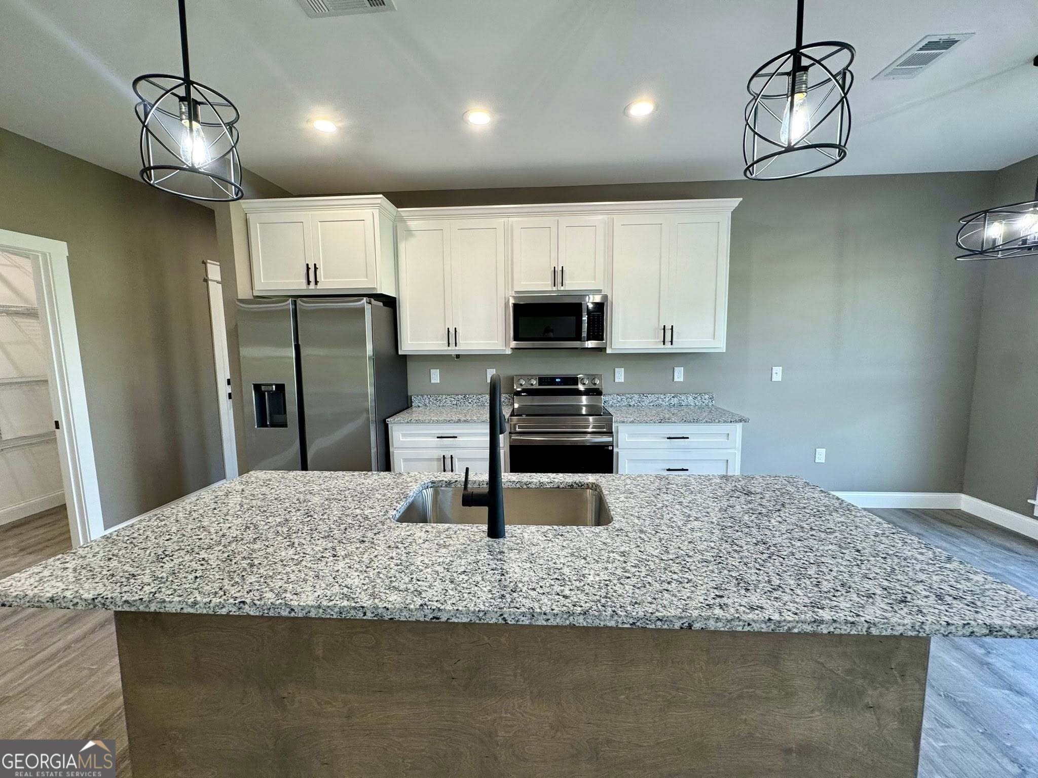 1235 Mark Wood Road Dexter, GA 31019 - Photo 4 of 29