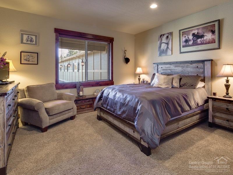 63430 Overtree Road Bend, OR 97701 - Photo 16 of 25 Gallery Image 16