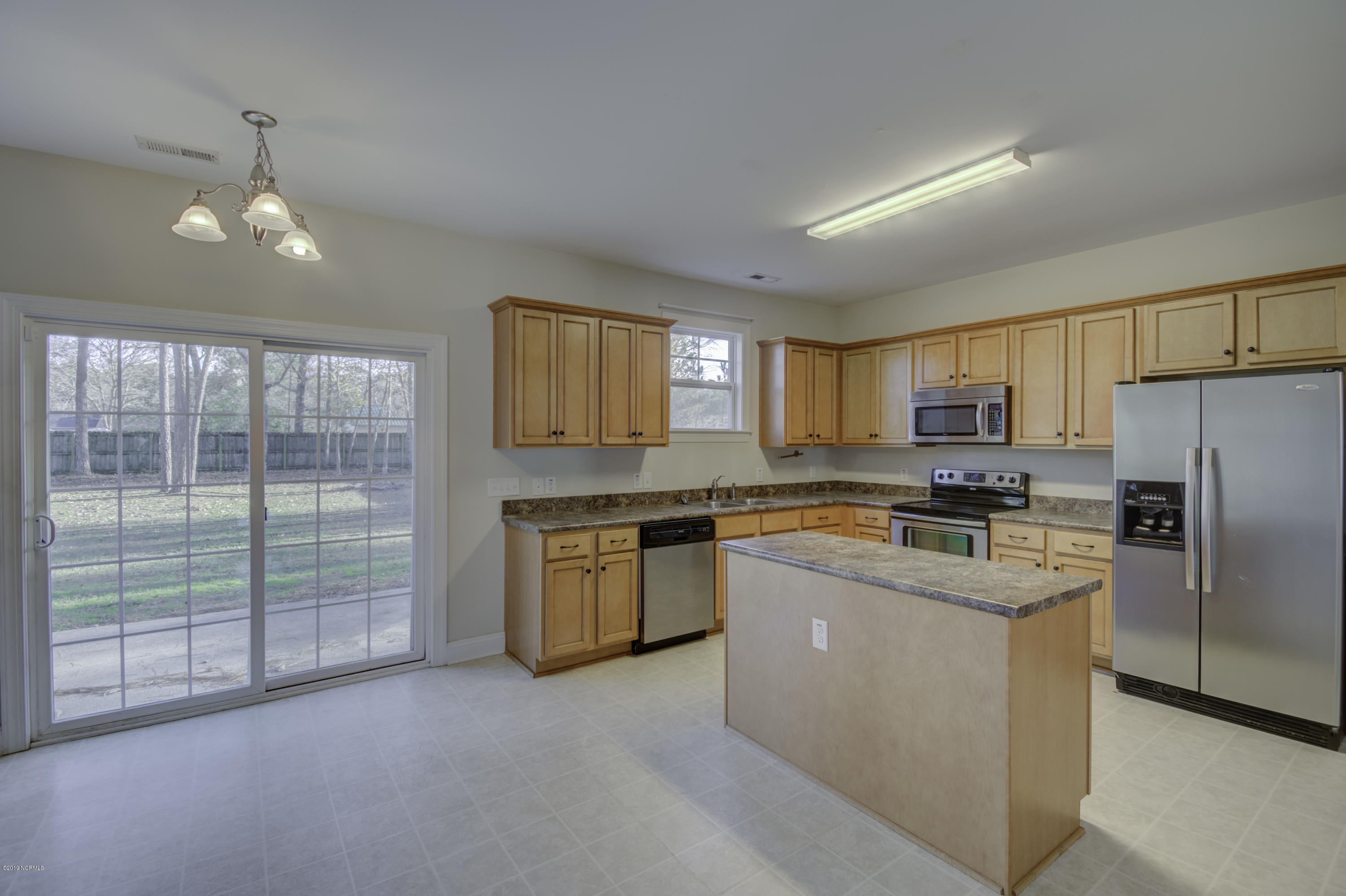 131 Saint Road Richlands, NC 28574 - Photo 11 of 47 KSP_4592_3_4_5_6_7_8_Interior 2