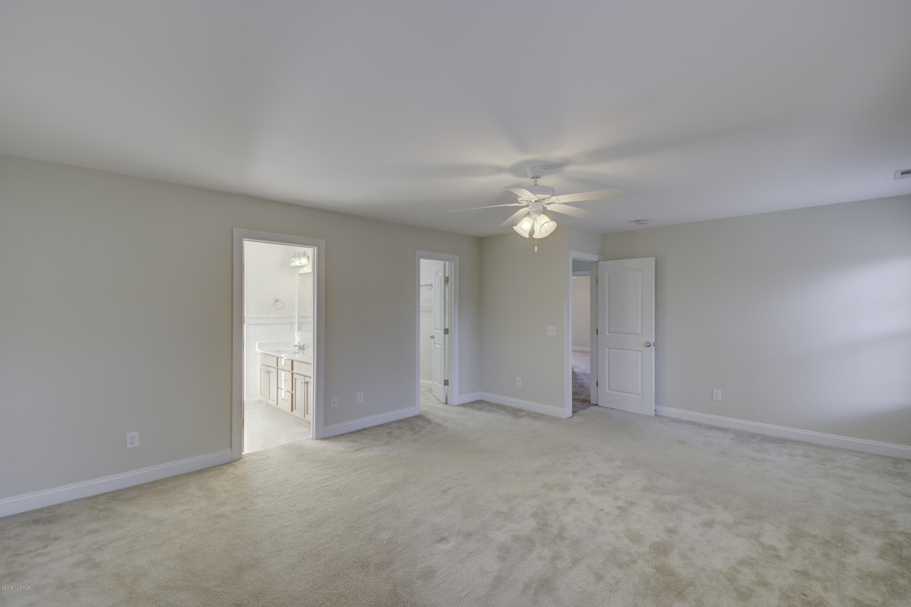 131 Saint Road Richlands, NC 28574 - Photo 20 of 47 KSP_4263_4_5_6_7_8_9_Interior 2