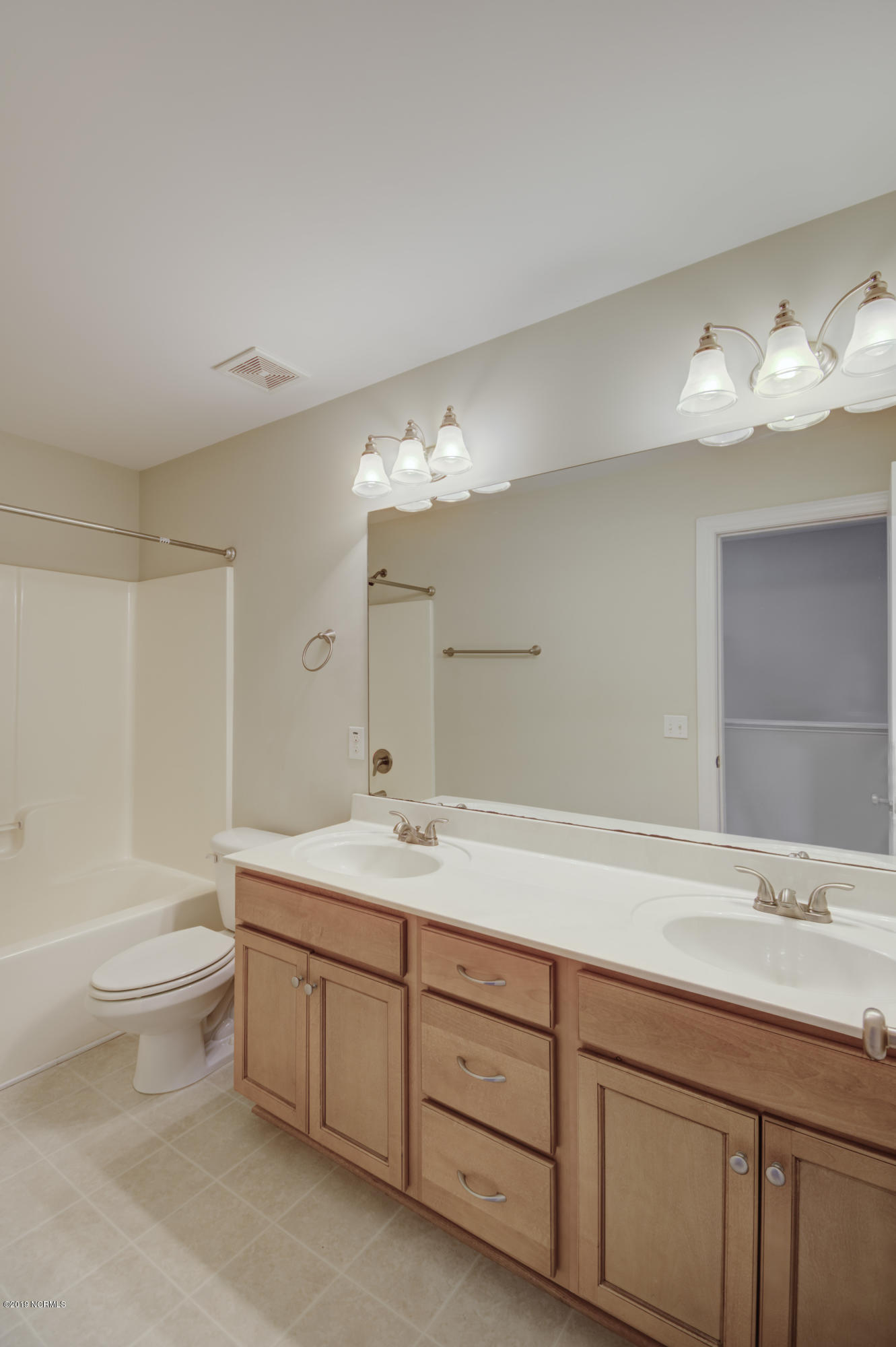 131 Saint Road Richlands, NC 28574 - Photo 32 of 47 KSP_4382_3_4_5_6_7_8_Fusion-Interior