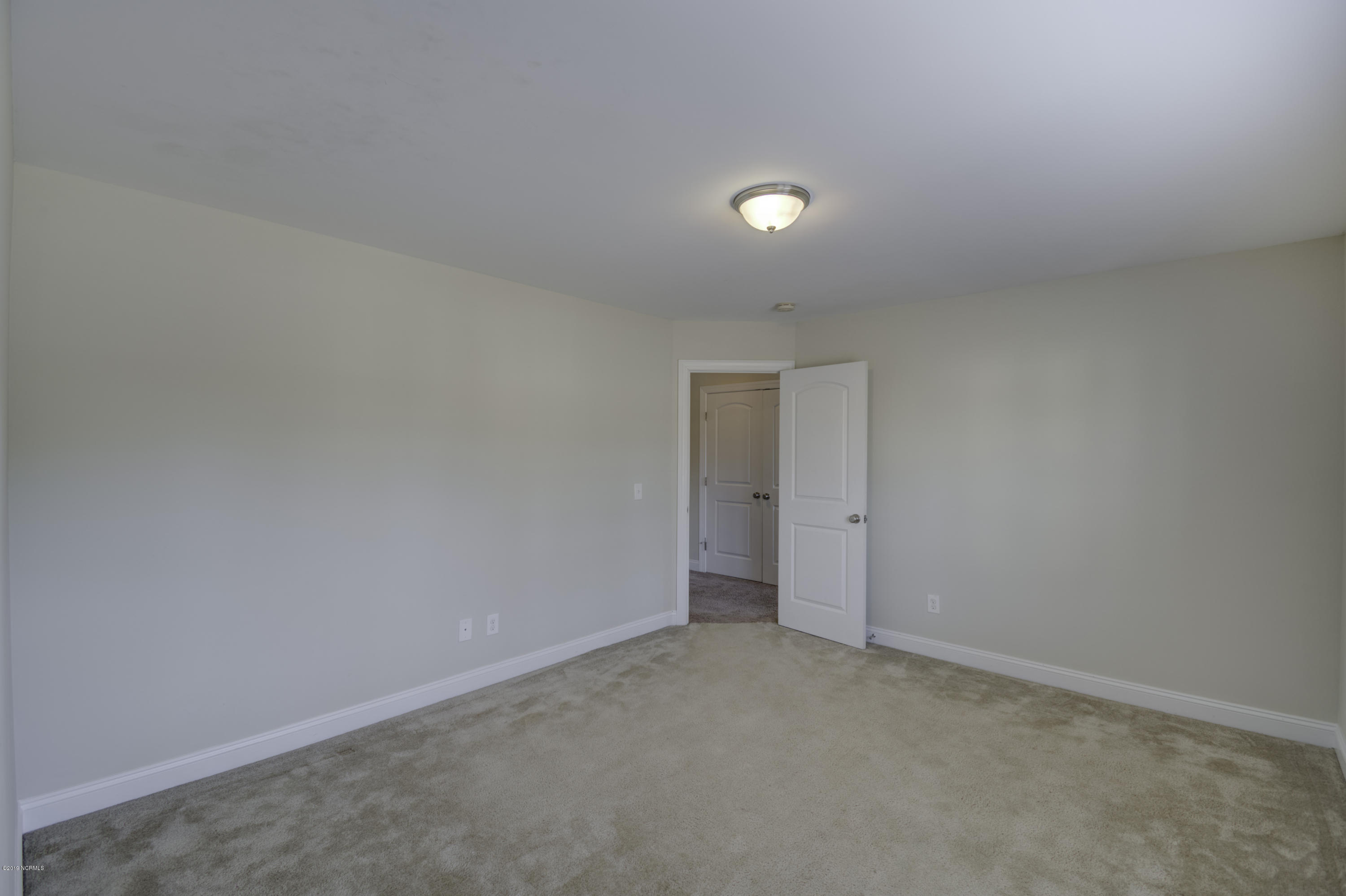 131 Saint Road Richlands, NC 28574 - Photo 41 of 47 KSP_4475_6_7_8_9_Interior