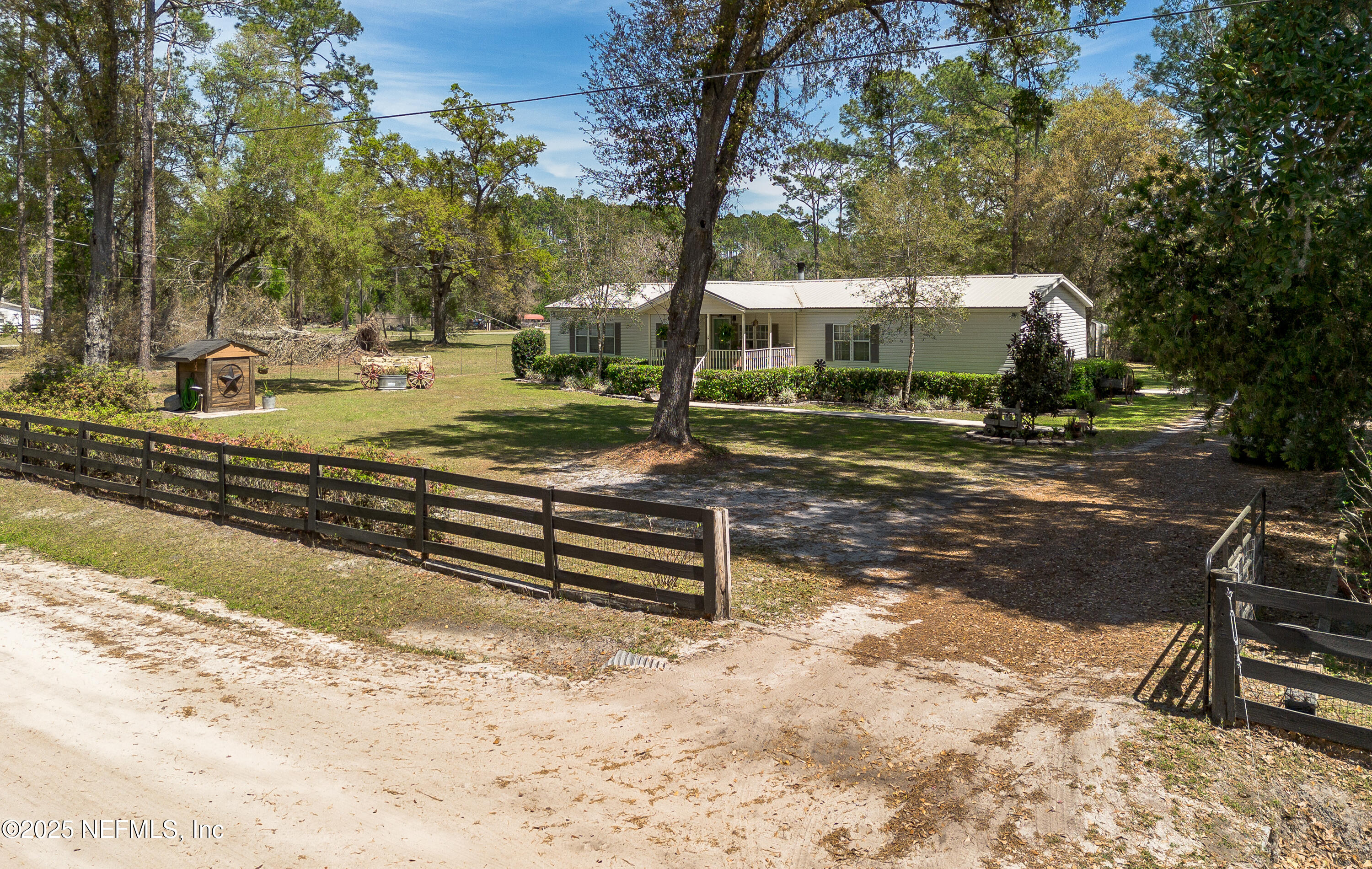 1357 Starling Road Middleburg, FL 32068 - Photo 1 of 46 Ext Front b