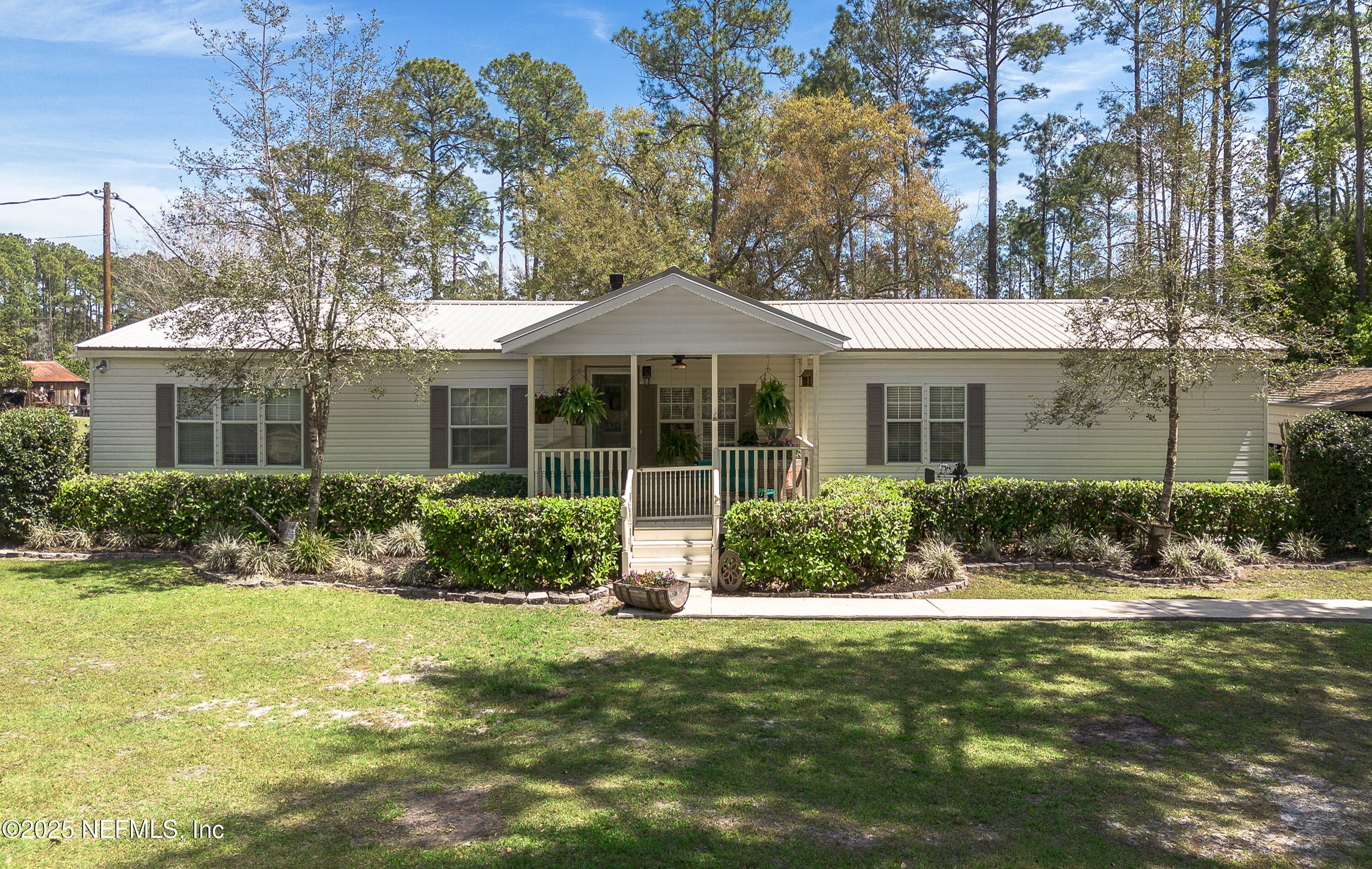 1357 Starling Road Middleburg, FL 32068 - Photo 36 of 46 Front View