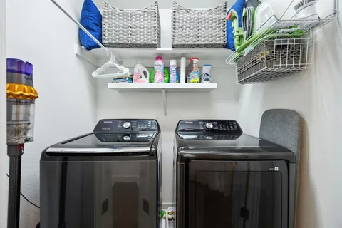 $575,000 | 5015 Manett Street, Unit 104, Dallas, TX 75206