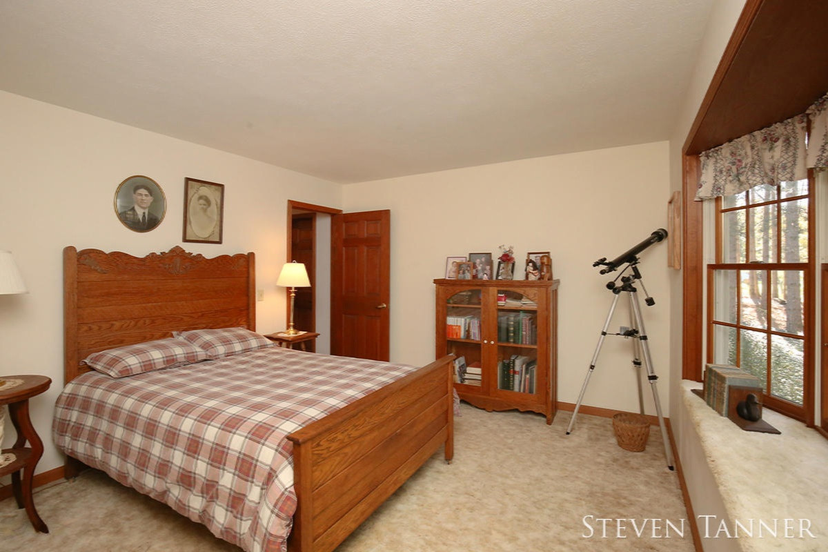 299 East Pakes Road Stanton, MI 48888 - Photo 17 of 28 IMG_3006