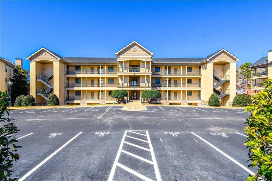 390 Marina Point Road, Unit D305 Dadeville, AL 36853 - Photo 7 of 32 Gallery Image 7