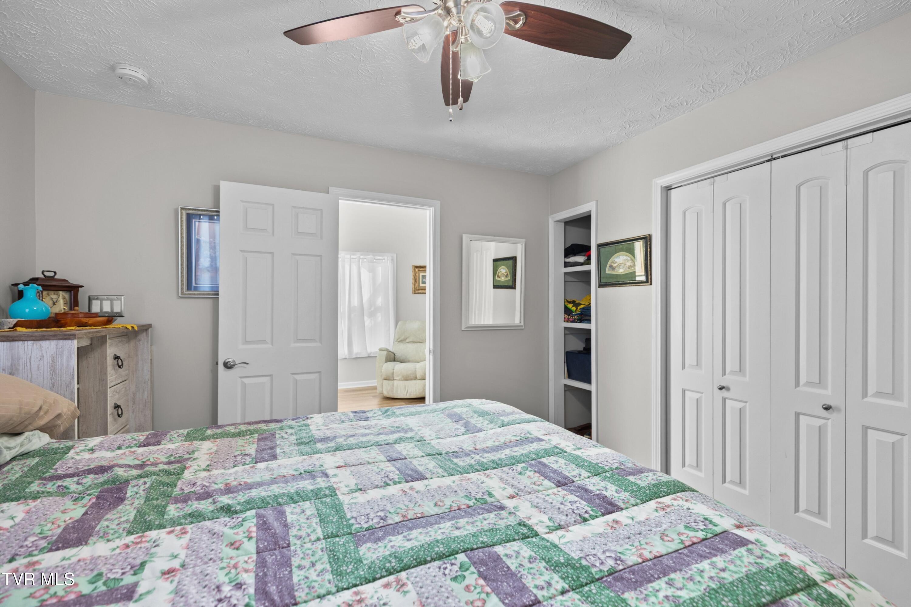 196 Roberts Ridge Rutledge, TN 37861 - Photo 20 of 39 008-196RobertsRidge-Rutledge-TN-37861-SM