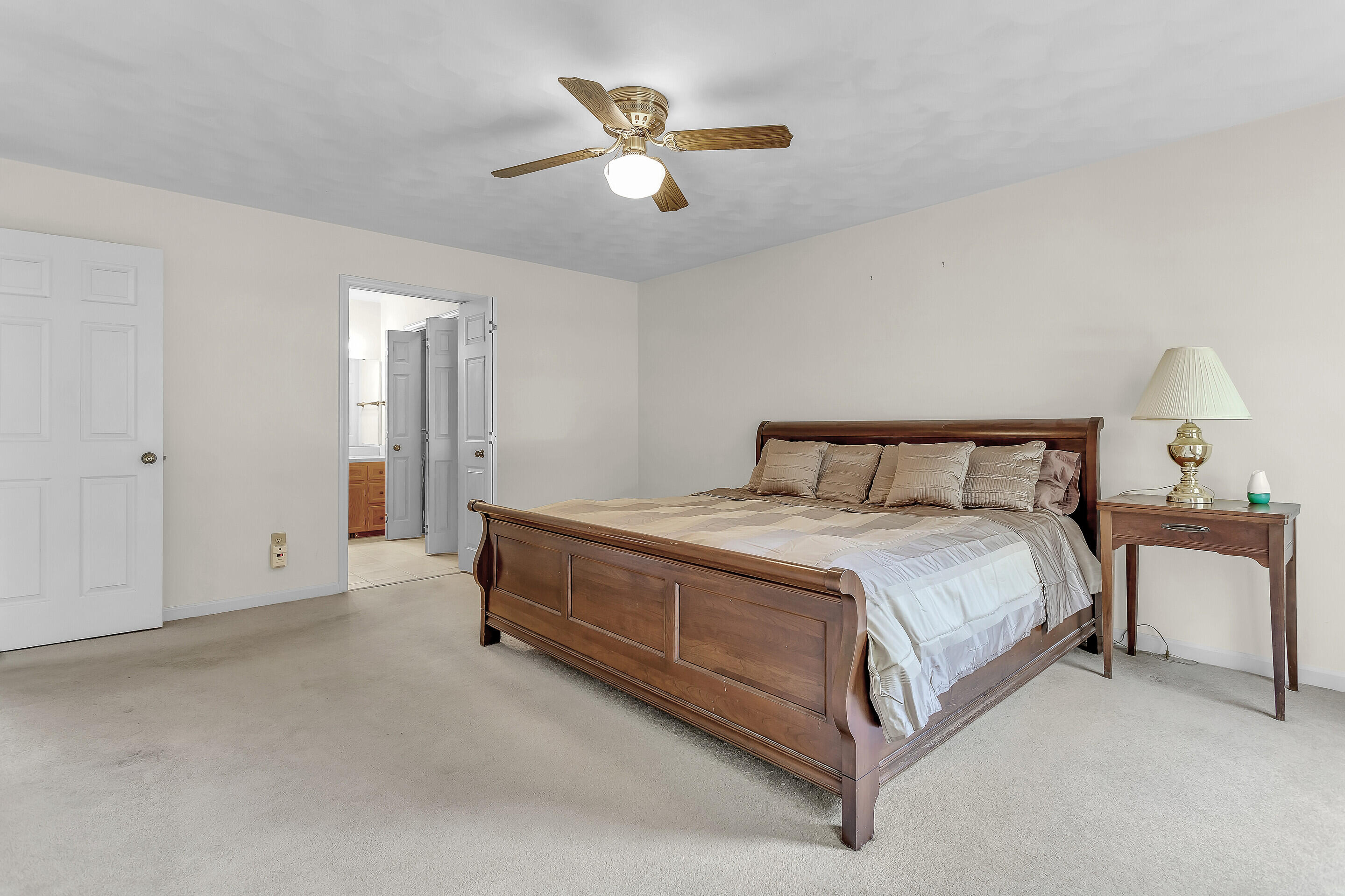 4909 Huntridge Road Roanoke, VA 24012 - Photo 13 of 32 18_4909_Huntridge_Rd18_mls