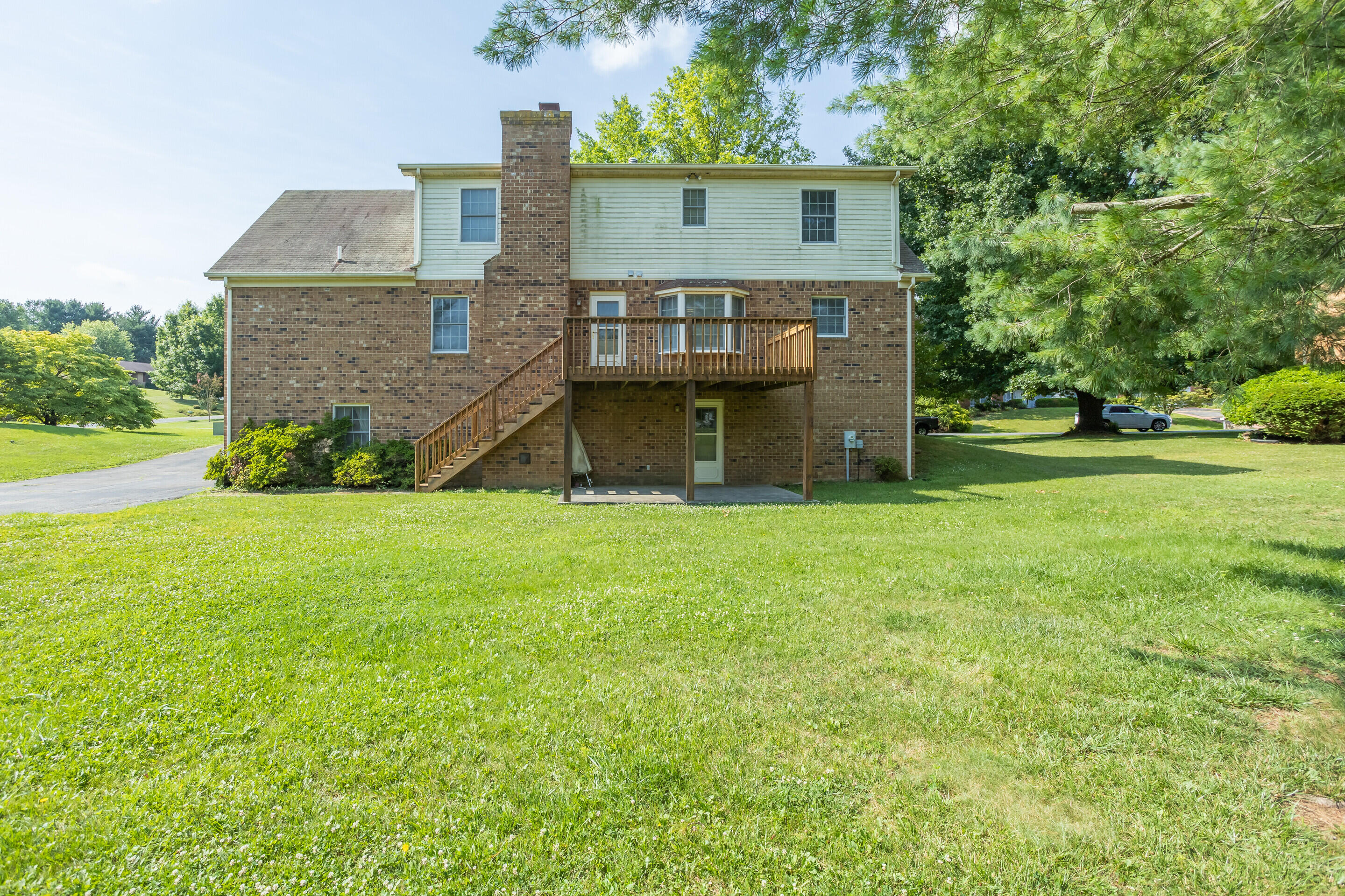 4909 Huntridge Road Roanoke, VA 24012 - Photo 29 of 32 34_4909_Huntridge_Rd34_mls