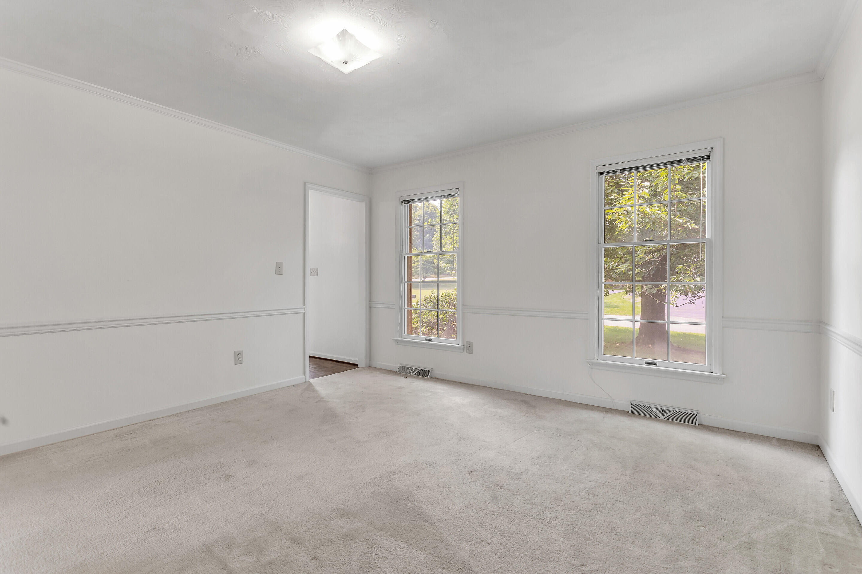 4909 Huntridge Road Roanoke, VA 24012 - Photo 9 of 32 07_4909_Huntridge_Rd07_mls